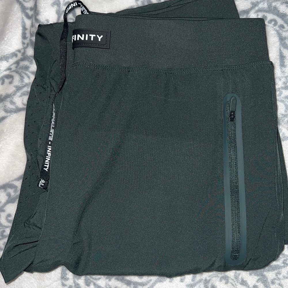 Alphalete Infinity jogger.